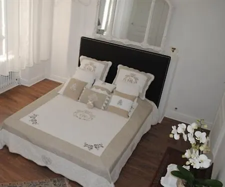 Les Routes Du Monde 3* Saint-Geniès-de-Comolas